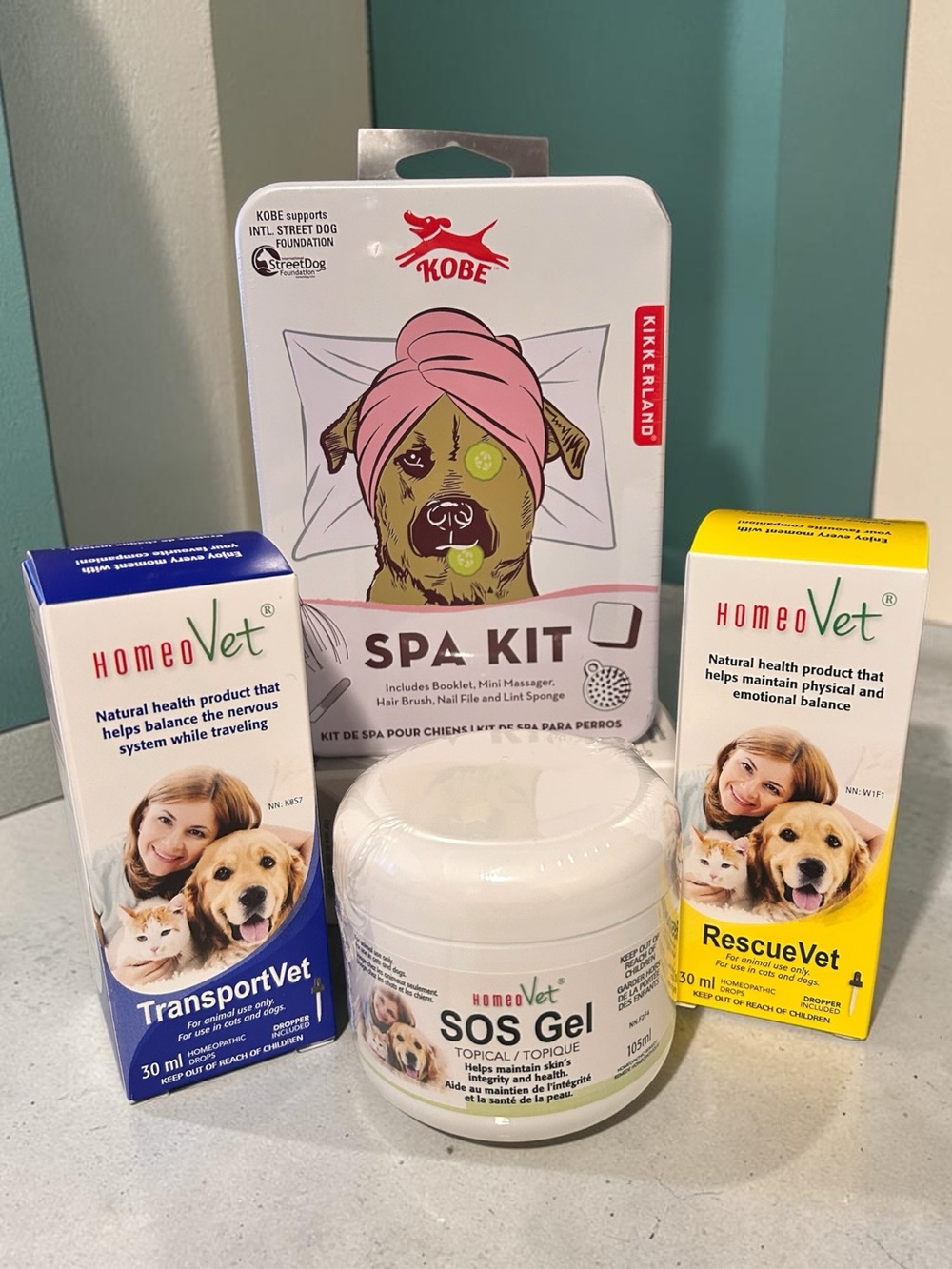 NWT Posh Pamper and Care Package for Dogs with Spa Kit & Natural Health Products